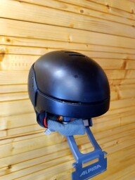 PRILBA ATOMIC COUNT BLACK 48-52CM
